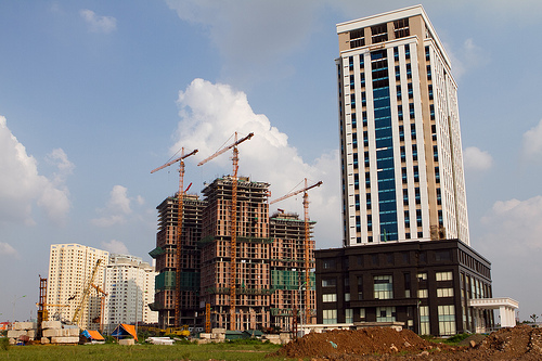 Địa ốc Hà Nội khó có chuyện tăng giá